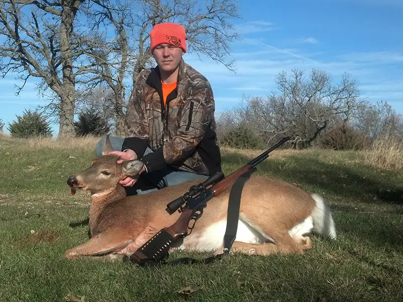NW MIssouri Doe dropped in tracks