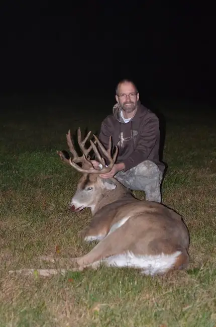 16 pt Illinois Buck